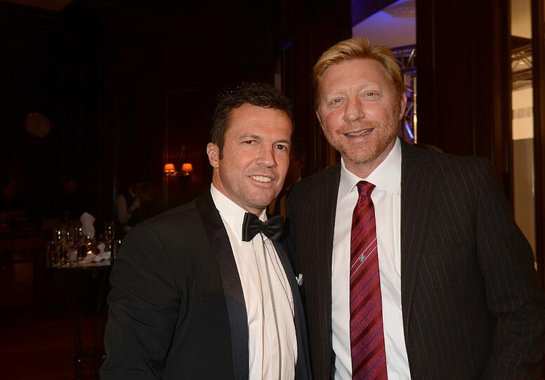 Die Tennis-Legende Boris Becker (r) und die Fußball-Legende Lothar Matthäus.