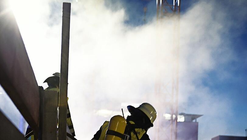 Auf einer Baustelle in der Landsberger Straße ist ein Feuer ausgebrochen.