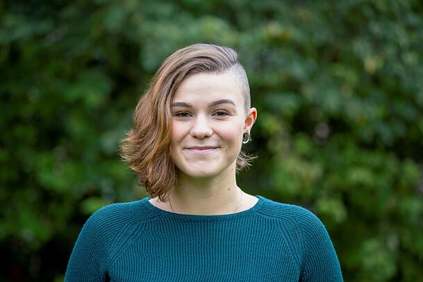 Menschen sollen hier gut vor die Tür gehen können. Das wünscht sich Larissa Schmid (Grüne). Sie studiert Politik an der TU. Menschen sollen hier gut vor die Tür gehen können. Das wünscht sich Larissa Schmid (Grüne). Sie studiert Politik an der TU.