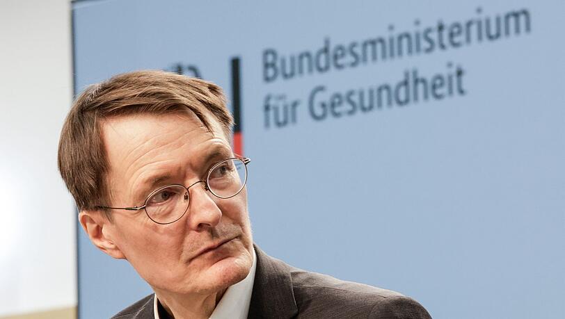 Bundesgesundheitsminister Karl Lauterbach rechnet bereits in diesem Jahr mit Erleichterungen für Ärzte und Patienten.