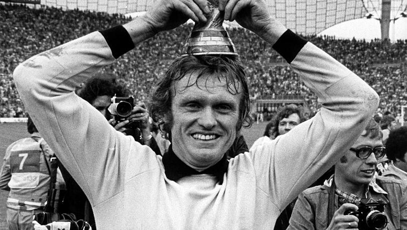 Sein größter Triumph: Der WM-Titel 1974 in München. Sein größter Triumph: Der WM-Titel 1974 in München.