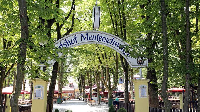 Blick in den Biergarten der Menterschwaige. (Archivbild)