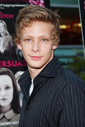 Schauspieler Johnny Lewis, Ex-Freund von Popstar Katy Perry, soll 2014 seine 81-jährige Vermieterin getötet haben. Der Schauspieler starb nach einem Sturz von einem Dach.