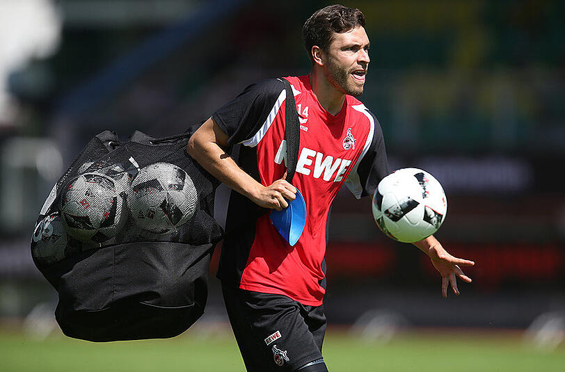"Für mich passt alles, deswegen ist eine Vertragsverlängerung ja ein logischer Schritt", sagt Jonas Hector.