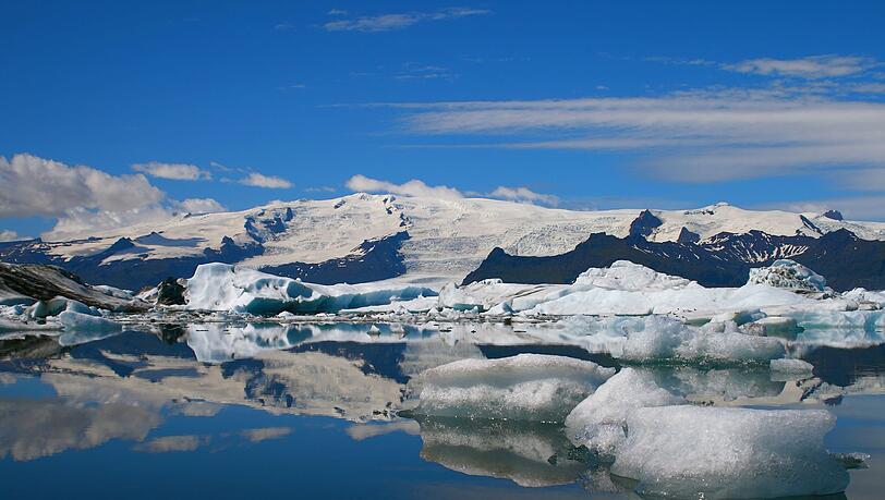 Island: traumhafte Landschaften und unendliche Weiten. Island: traumhafte Landschaften und unendliche Weiten.