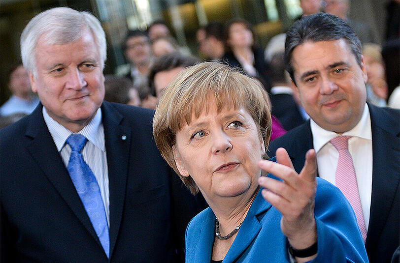 Die Parteivorsitzenden von CSU, CDU und SPD: Horst Seehofer (v.l.), Angela Merkel und Sigmar Gabriel.