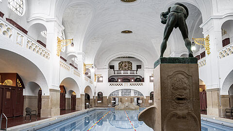 Das Müller'sche Volksbad macht wieder auf - genau wie die anderen Münchner Hallenbäder.