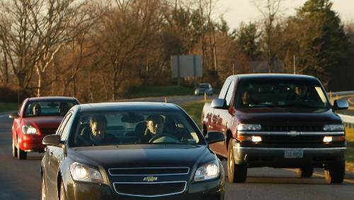 850 Kilometer im Auto von Detroit nach Washington: Rick Wagoner, hier gerade auf dem Beifahrersitz. 850 Kilometer im Auto von Detroit nach Washington: Rick Wagoner, hier gerade auf dem Beifahrersitz.