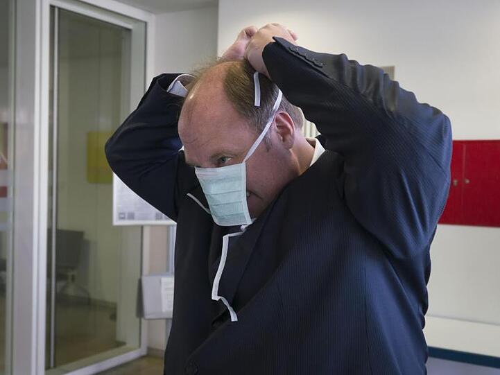 Helge Braun, Chef des Bundeskanzleramts (CDU), appelliert an die Bevölkerung.