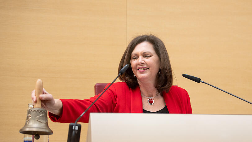 Ilse Aigner (CSU) ist aktuell Präsidentin des Bayerischen Landtags. Wird sie Deutschlands erste Bundespräsidentin? Ilse Aigner (CSU) ist aktuell Präsidentin des Bayerischen Landtags. Wird sie Deutschlands erste Bundespräsidentin?