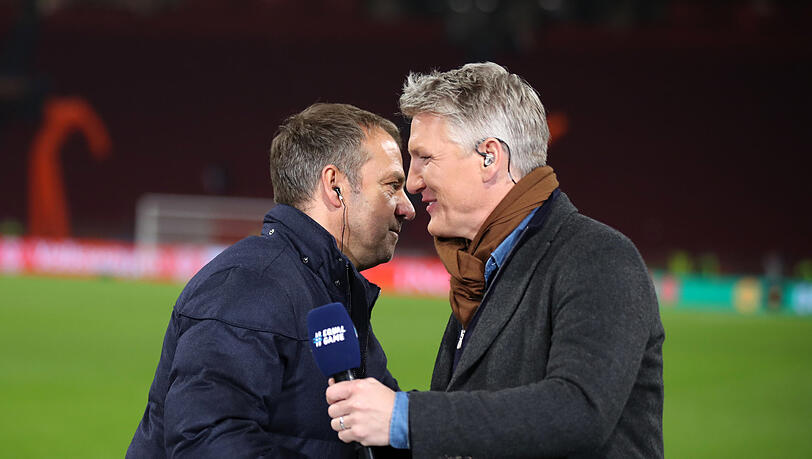 Experten-Runde: Bundestrainer Flick (l.) und Schweinsteiger.