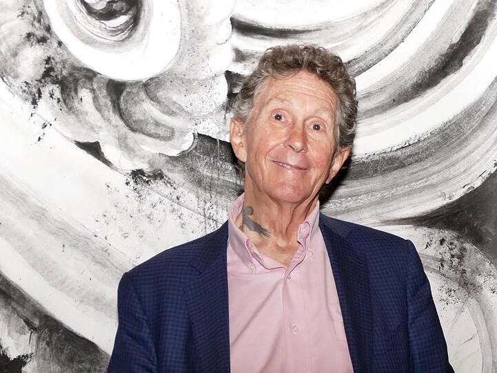 Künstler Ed Hardy: "Deeper than Skin" (Tiefer als Haut) ist die erste Retrospektive des umfassenden Werkes des Meisters, der Tätowierungen zu populärer Kunst machte.