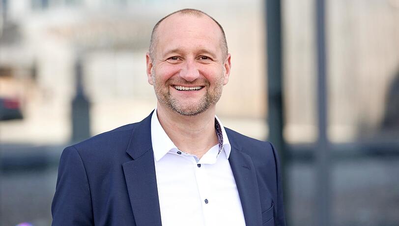 Andreas Mickisch. Andreas Mickisch.
