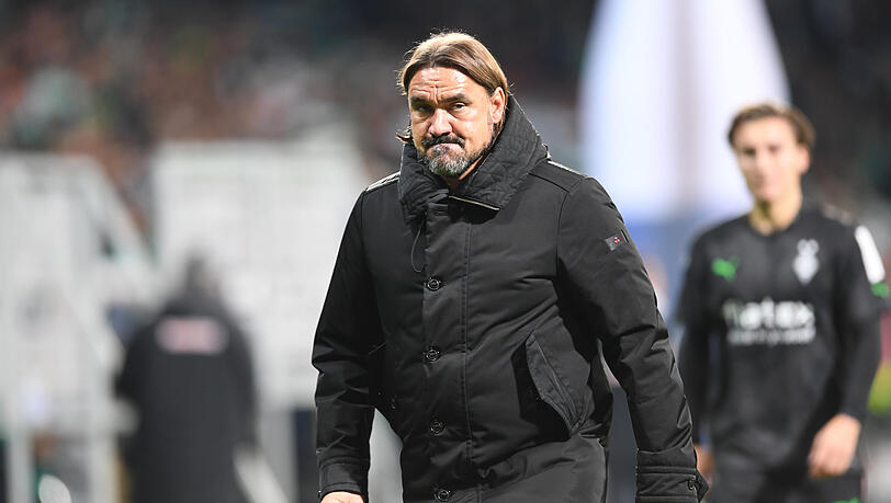 Erst die 1:5-Pleite in Bremen, dann noch die Covid-Nachricht: Gladbachs Daniel Farke befindet sich in häuslicher Isolation. Erst die 1:5-Pleite in Bremen, dann noch die Covid-Nachricht: Gladbachs Daniel Farke befindet sich in häuslicher Isolation.