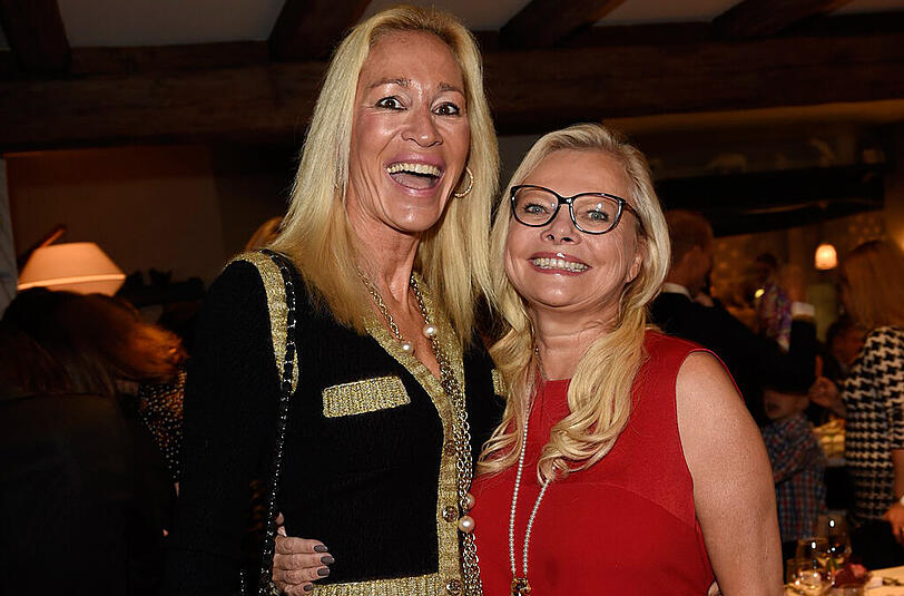 Fröhlich: Tatjana Hoffmann und Daniela von Theumer (r.).