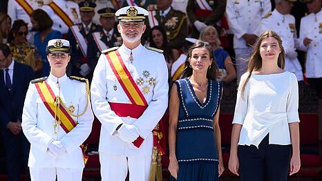 Die spanische Königsfamilie hat sich erstmals seit Monaten wieder gemeinsam öffentlich gezeigt.