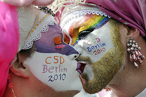 Letztes Jahr gab's auch noch Sonne: Die Bilder vom CSD 2012.