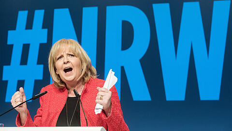 Nordrhein-Westfalens Ministerpräsidentin Hannelore Kraft steht seit 2010 an der Spitze einer Koalition der SPD mit den Grünen.