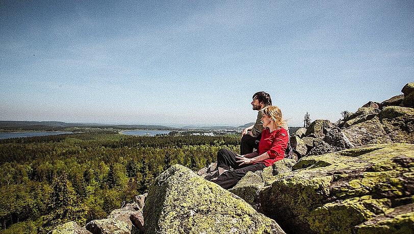 Der Kammweg im Erzgebirge-Vogtland hält tolle Naturpanoramen bereit. Der Kammweg im Erzgebirge-Vogtland hält tolle Naturpanoramen bereit.
