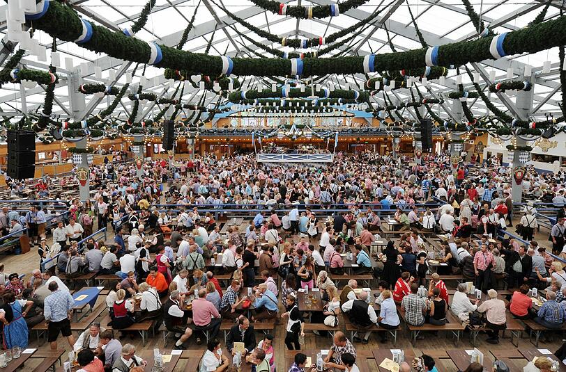 Ein Hinweis der Polizei: Besucher sollten sich frühzeitig über Aussehen und Sicherheitsmerkmale des neuen 10-Euro-Scheins informieren.