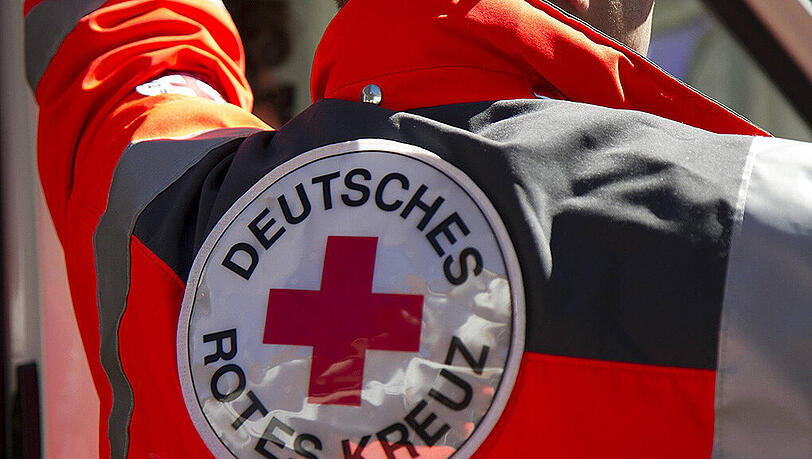 Nach der Reanimation wurde der Kranführer in ein Krankenhaus gebracht. Nach der Reanimation wurde der Kranführer in ein Krankenhaus gebracht.
