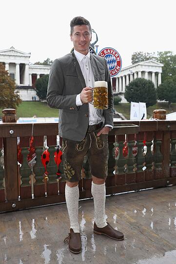 Freut sich über den Wiesn-Besuch: Bayern-Stürmer Robert Lewandowski.