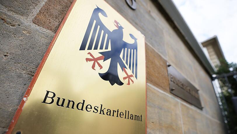 So wie der Bundesadler zeigt manchmal auch das Bundeskartellamt seine Krallen, indem es Bußgelder verhängt.