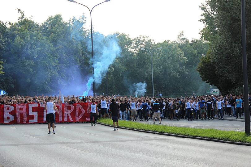 Sehen Sie hier weitere Bilder vor dem Amateurderby.