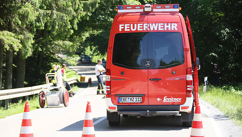 Um die genauen Umstände des Unfalls zu klären, war in Rücksprache mit der Staatsanwaltschaft München II ein Gutachter vor Ort.