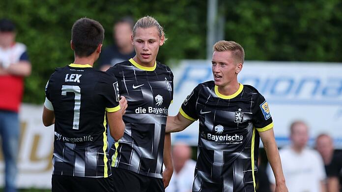 Wohl drin: Lakenmacher (r.) und Lex.