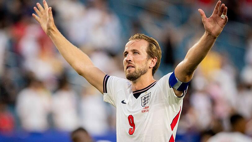 Harry Kane trifft mit den Engländern am Mittwoch auf Argentinien. Harry Kane trifft mit den Engländern am Mittwoch auf Argentinien.
