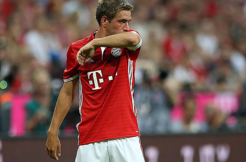 Kapitän Philipp Lahm erwartet eine "intensive Zeit", in der der FC Bayern "den Verein, die Liga und unser Land repräsentiert".