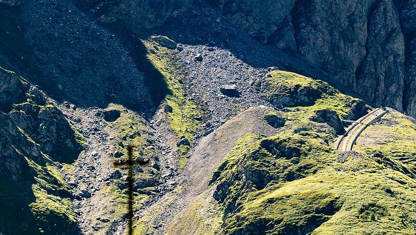 Rund 5.000 Kubikmeter Gestein haben sich nahe der Staumauer gelöst.