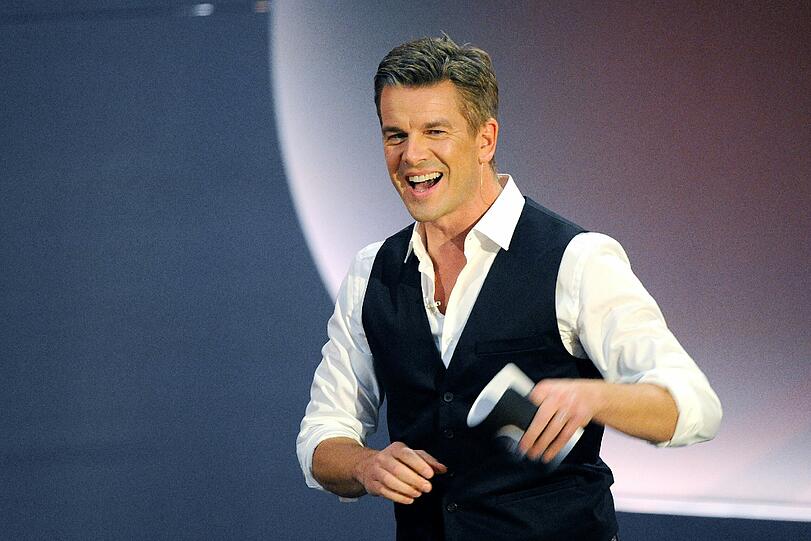 Ein neues Sende-Element bei "Wetten, dass...?" ist die Lanz-Challenge: Markus Lanz tritt in einer weitgehend sportlichen Disziplin gegen einen Zuschauer aus dem Publikum an. Cindy aus Marzahn sucht einen Kandidaten aus.