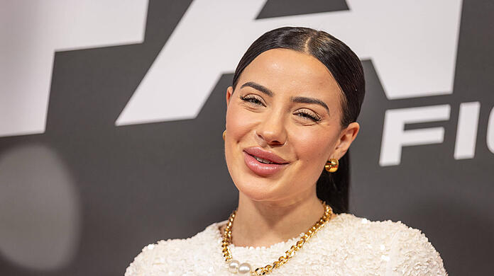 Leyla Lahouar freut sich auf ihre kommende Hochzeit mit Mike Heiter.
