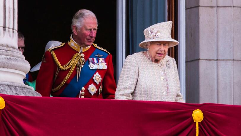 Die Königin ist tot, es lebe der König: Als die Queen vor einem Jahr starb, folgte ihr Sohn Charles auf den Thron.