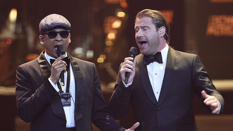 Sasha und Xaiver Naidoo führten (teilweise singend) durch den Abend.