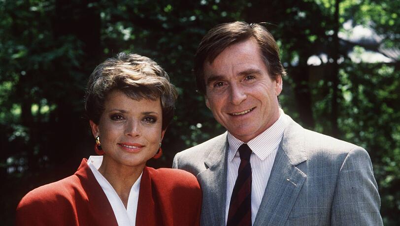 In "Zwei Münchner in Hamburg" begeisterten Elmar Wepper und Uschi Glas Millionen TV-Zuschauer. In "Zwei Münchner in Hamburg" begeisterten Elmar Wepper und Uschi Glas Millionen TV-Zuschauer.