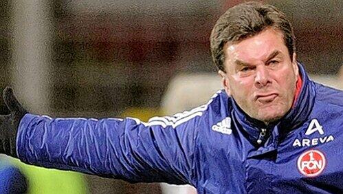 „Wir wollen das Jahr 2010 mit einem Sieg verabschieden“: Club-Trainer Dieter Hecking. „Wir wollen das Jahr 2010 mit einem Sieg verabschieden“: Club-Trainer Dieter Hecking.