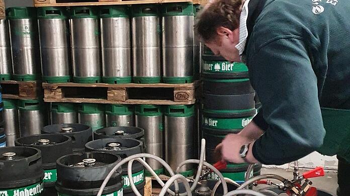Das Bier, das die Hohenthanner Schlossbrauerei wegschüttet, ist Bier vom Fass.