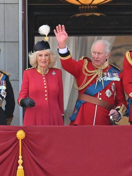 K&ouml;nig Charles und seine Verwandtschaft verf&uuml;gen zusammen &uuml;ber Milliarden.