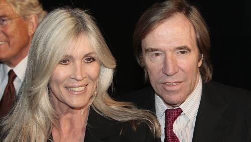 Günter Netzer mit seiner Frau Elvira, mit der er seit Januar 1987 verheiratet ist. Günter Netzer mit seiner Frau Elvira, mit der er seit Januar 1987 verheiratet ist.