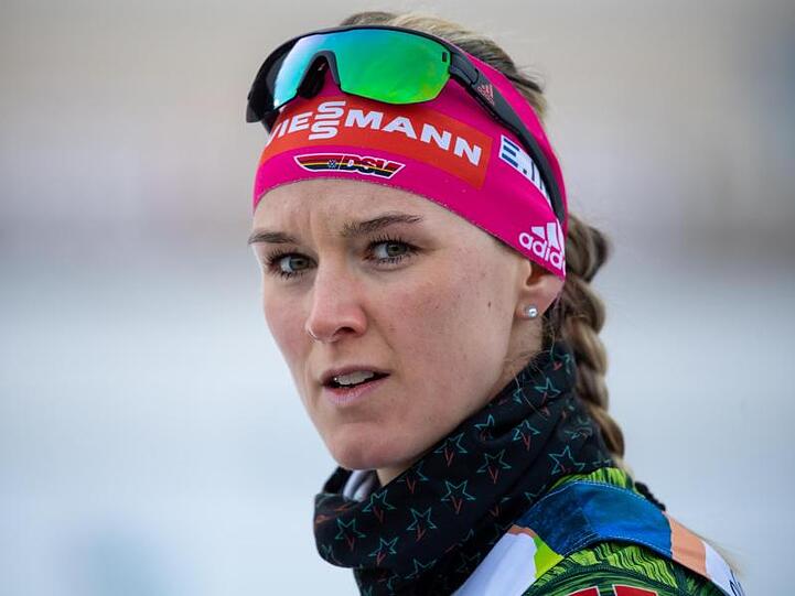 Putzt, statt zu tauchen: Biathletin: Denise Herrmann.