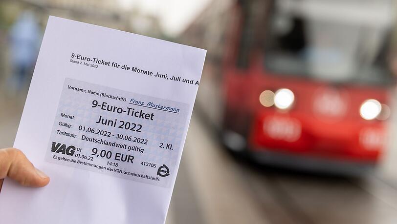 Im Juni, Juli und August kann man den ÖPNV für jeweils neun Euro im Monat nutzen. (Symbolbild)