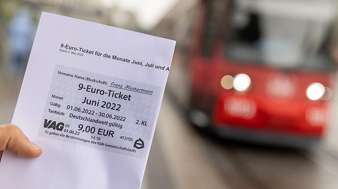 Im Juni, Juli und August kann man den ÖPNV für jeweils neun Euro im Monat nutzen. (Symbolbild)