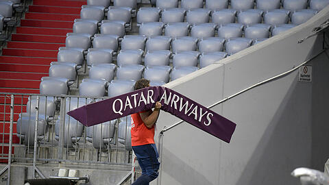 Einmal mehr steht der FC Bayern für die Zusammenarbeit mit "Qatar Airways" in der Kritik.