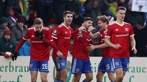 Unterhaching möchte gegen Uerdingen den zweiten Sieg in Serie feiern.