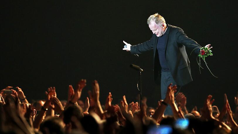 Musik für die Flüchtlingshelfer: Herbert Grönemeyer kommt für ein Benefizkonzert nach München. Musik für die Flüchtlingshelfer: Herbert Grönemeyer kommt für ein Benefizkonzert nach München.