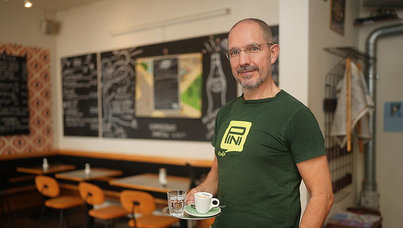 Paulo Batista muss sein Café Pini bald für immer zusperren. Paulo Batista muss sein Café Pini bald für immer zusperren.