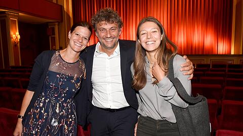 Strahle-Trio: Jonas Kaufmann mit Freundin Christiane Lutz und Tochter Charlotte.